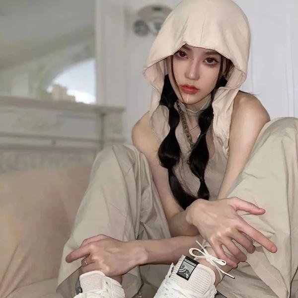 艾拉女士